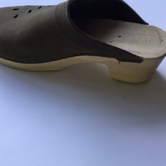 Woman Boho Olive Sage Suede Wooden Clogs size 39 - Picture 5 of 13